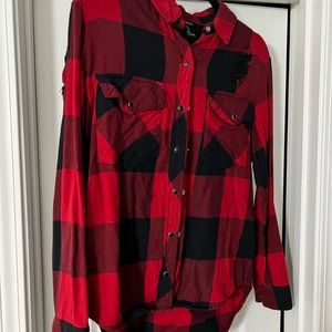 Forever 21 distresses flannel! Excellent condition!